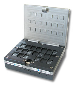 microSD CardBox open